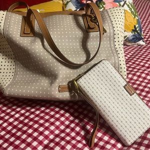 Fossil Rachel Tote with matching wallet.